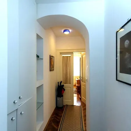 Goga בית הארחה